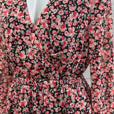 **HOY** Vestido de florecitas AMISU color Varios Talla 36