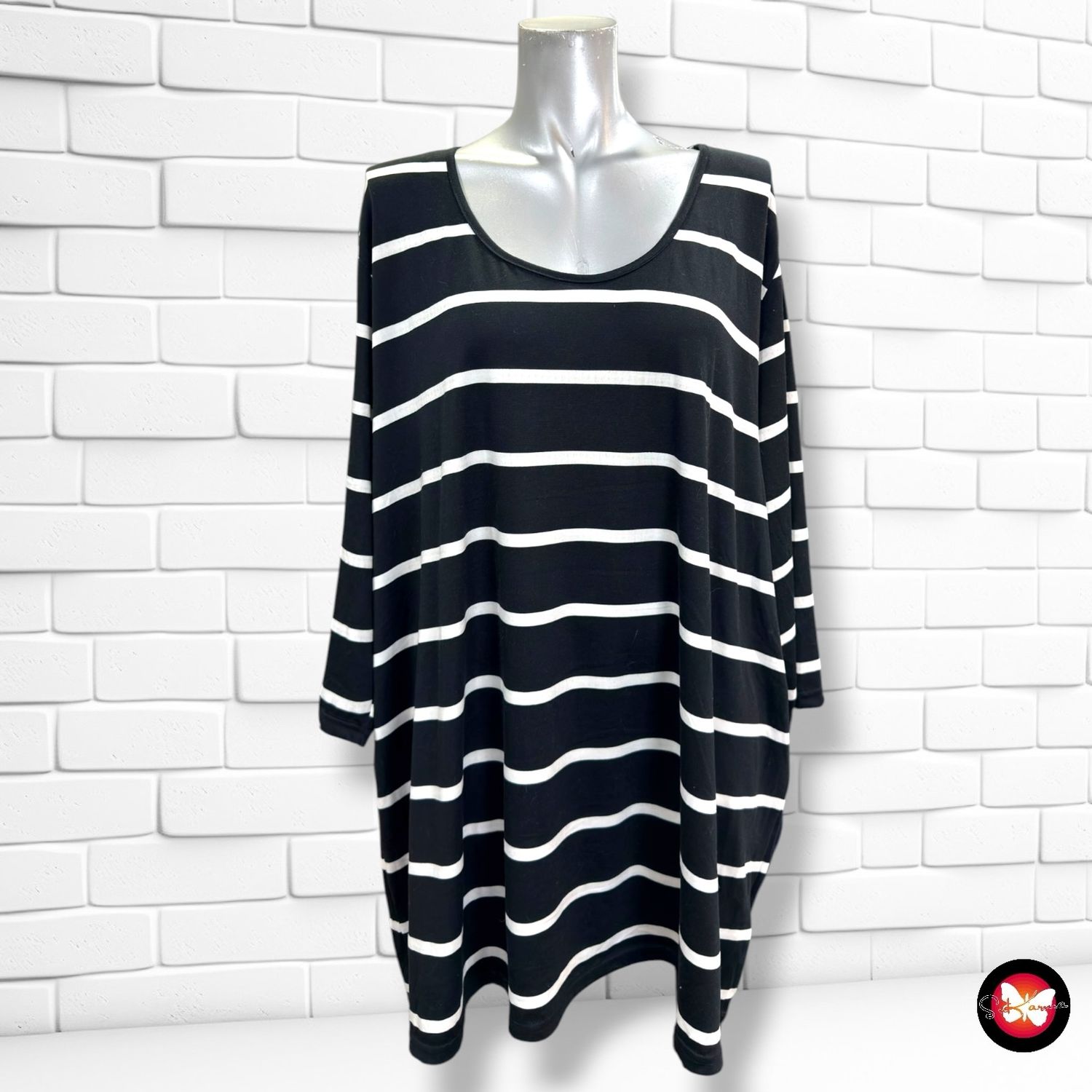 **HOY** Camiseta de media manga INFINITY color Negro y blanco Talla 3XL