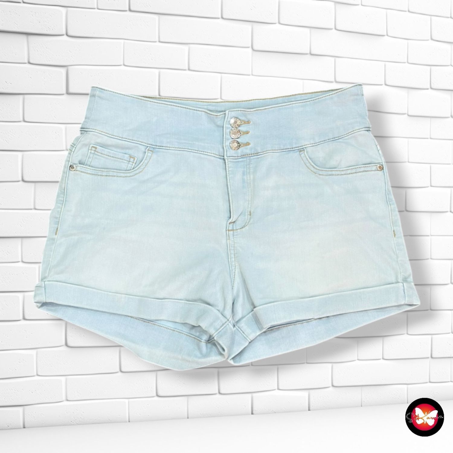 **HOY** Short GUESS color Azul vaquero Talla L