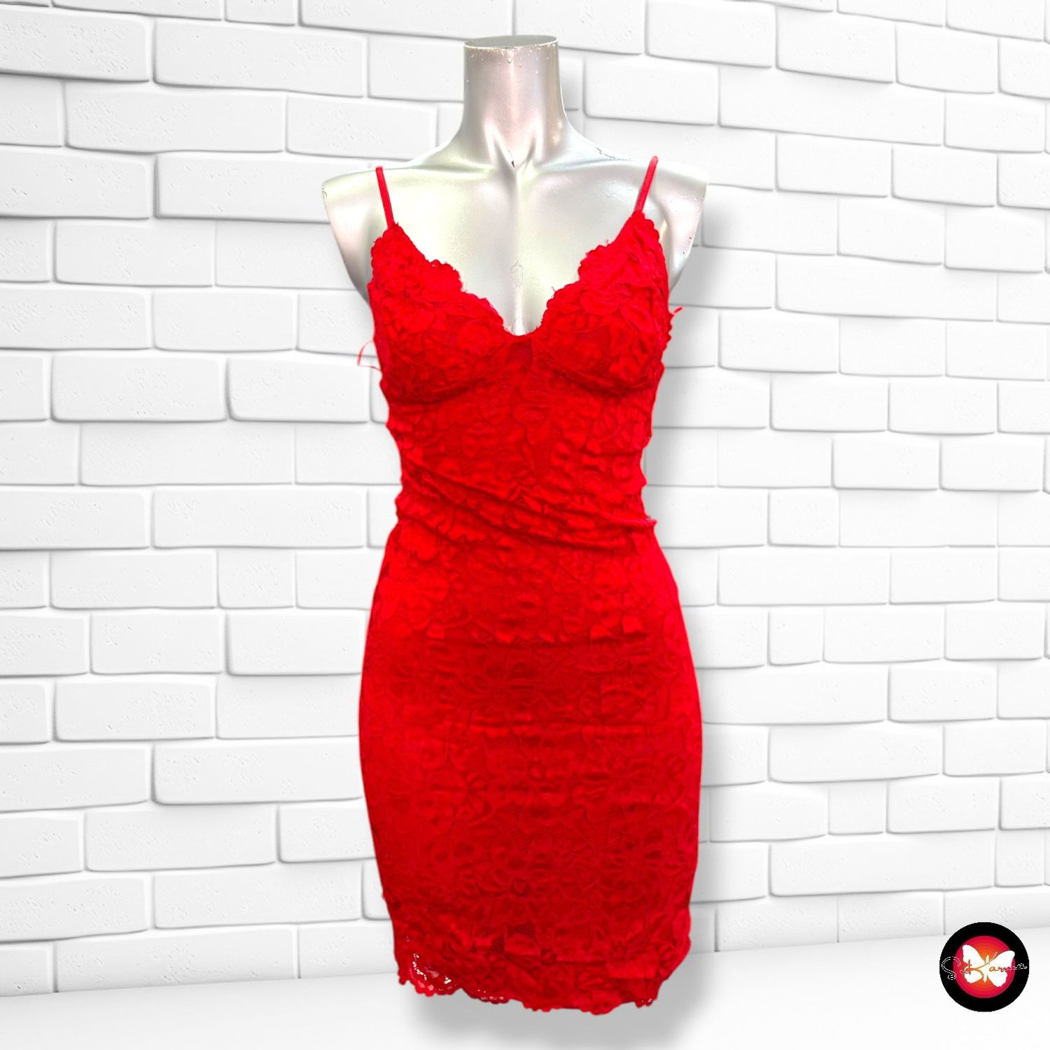 **HOY** Vestido de noche de encaje   color Rojo Talla XS