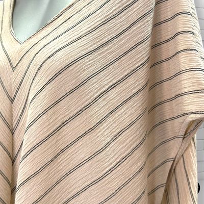 **HOY** Blusa de manga corta de rayitas YESSICA color Beige y negro Talla L (grande)