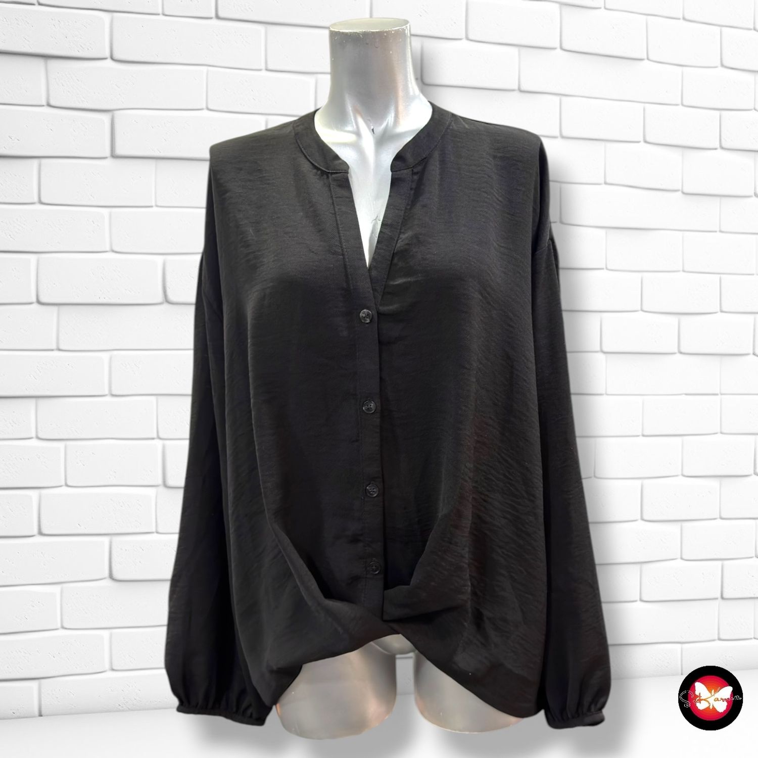 **HOY** Blusa con botones PRIMARK color Negro Talla 44