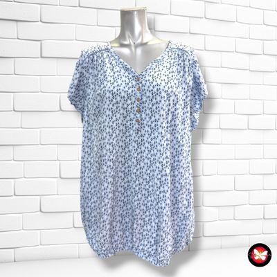 **HOY** Blusa de manga corta estampada GINA color Celeste y azul Talla 50/52
