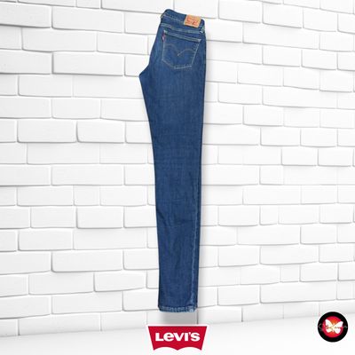 **HOY** Pantalón 710 SUPER SKINNY LEVI’S color Azul vaquero Talla M/L (W29)