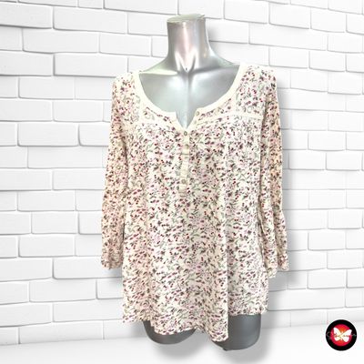 **HOY** Camiseta de media manga de florecitas H&amp;M color Varios Talla XL