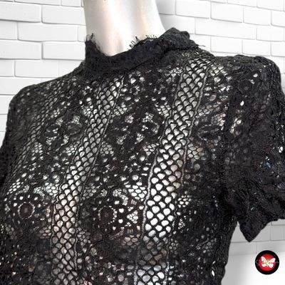 **HOY** Camiseta cropped de encaje ZARA color Negro Talla M