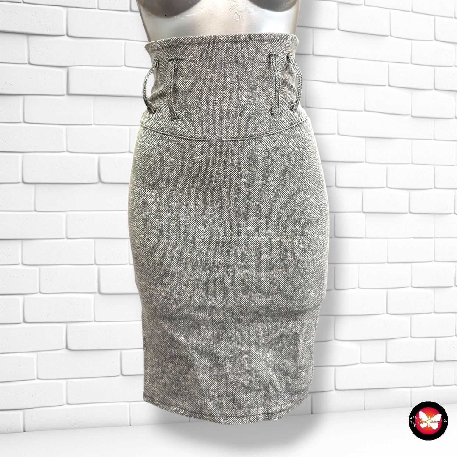 **HOY** Falda elástica lápiz  color Gris Talla XXS