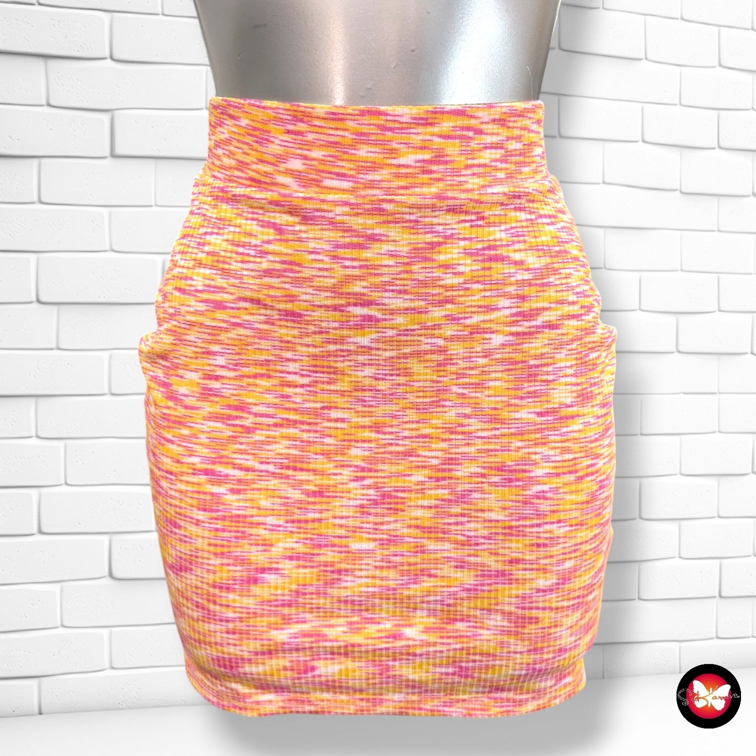 **HOY** Falda elástica canalé SHEIN color Varios Talla XS