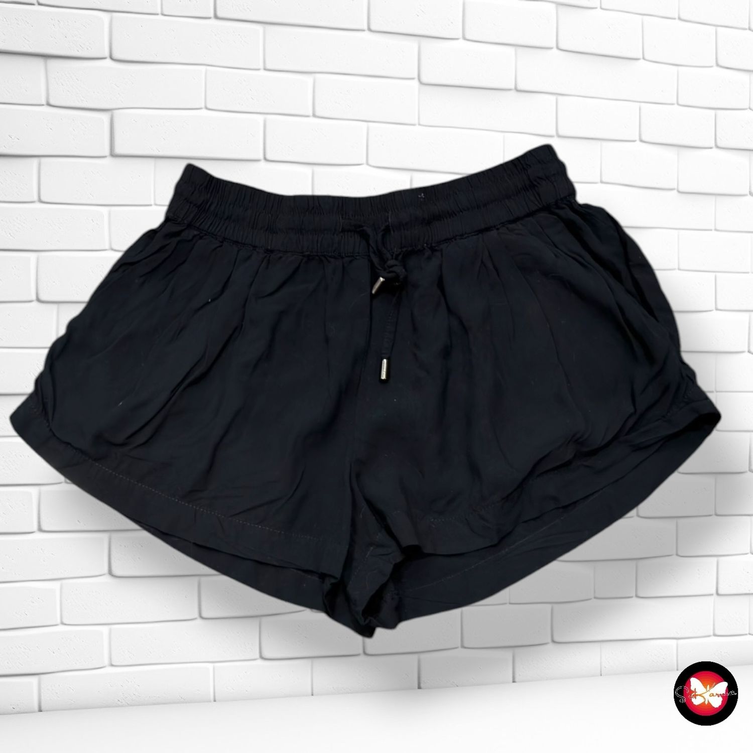 **HOY** Short sueltito REVIEW color Negro Talla S