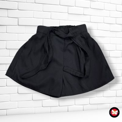 **HOY** Short sueltito  color Negro Talla S (pequeña)