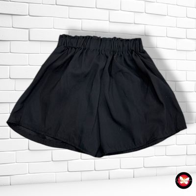 **HOY** Short sueltito  color Negro Talla S (pequeña)