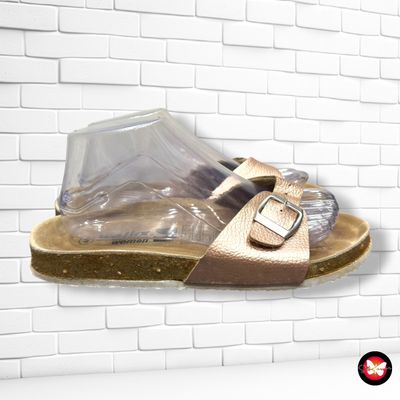 **HOY** Chanclas  color Oro rosado Talla Calzado 40