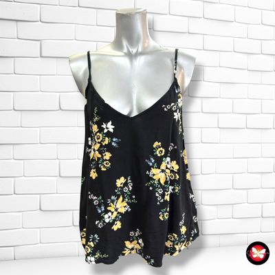 **HOY** Blusa de tirantes de florecitas DIVIDED color Negro y varios Talla 38