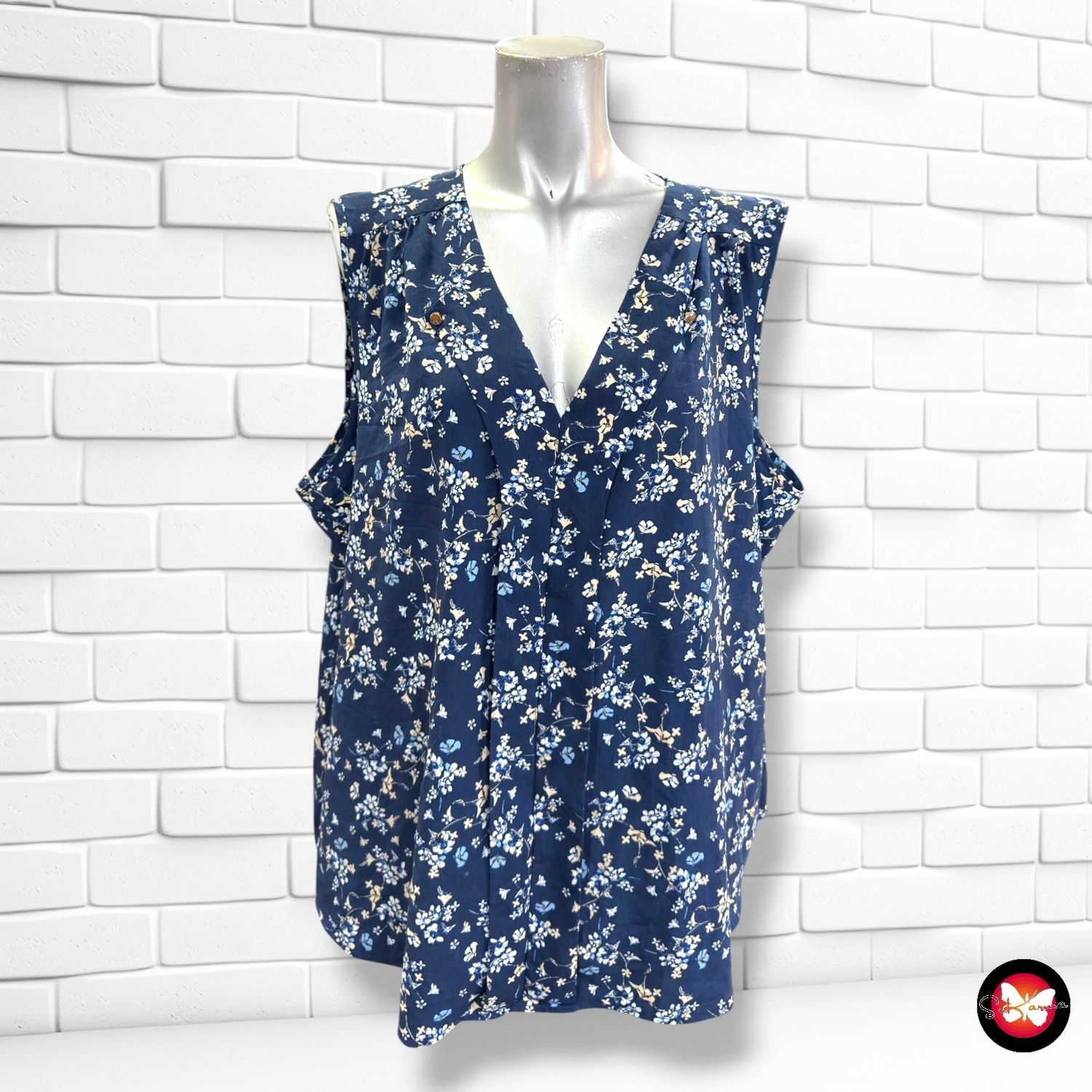 **HOY** Blusa sin mangas de florecitas ATMOSPHERE color Azul y varios Talla 48