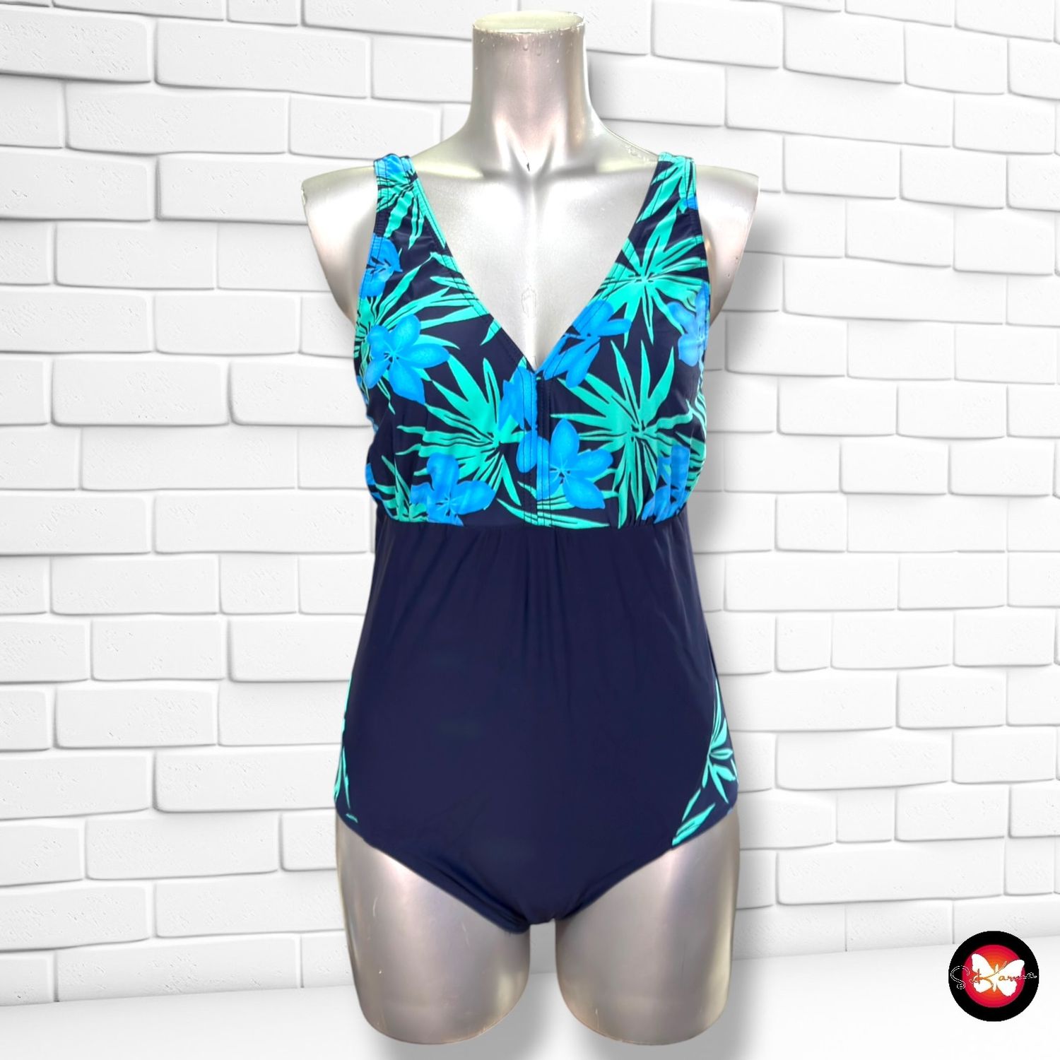 **HOY** Bañador entero  color Azul, verde y celeste Talla M