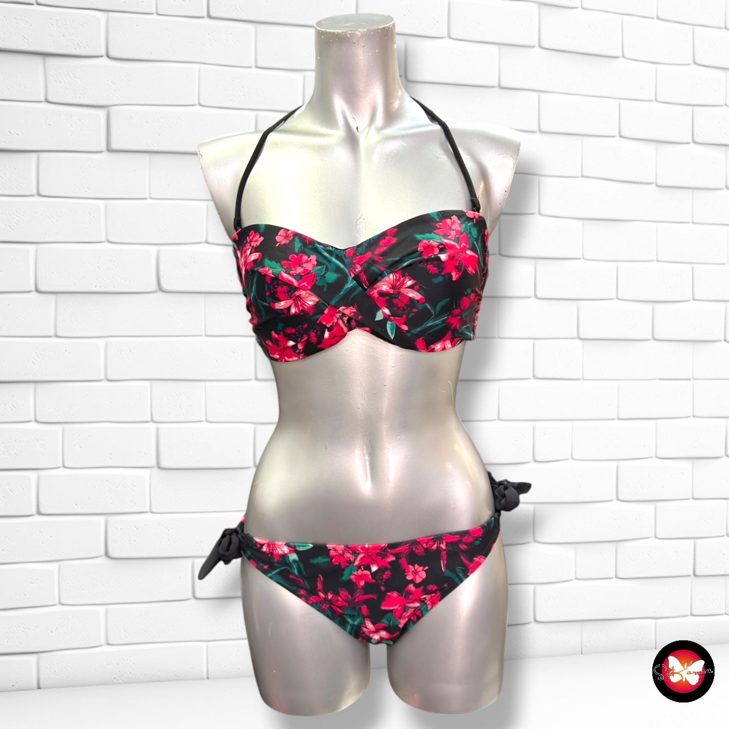 **HOY** Bikini con pecho armado de florecitas ESMARA color Varios Talla 38/40