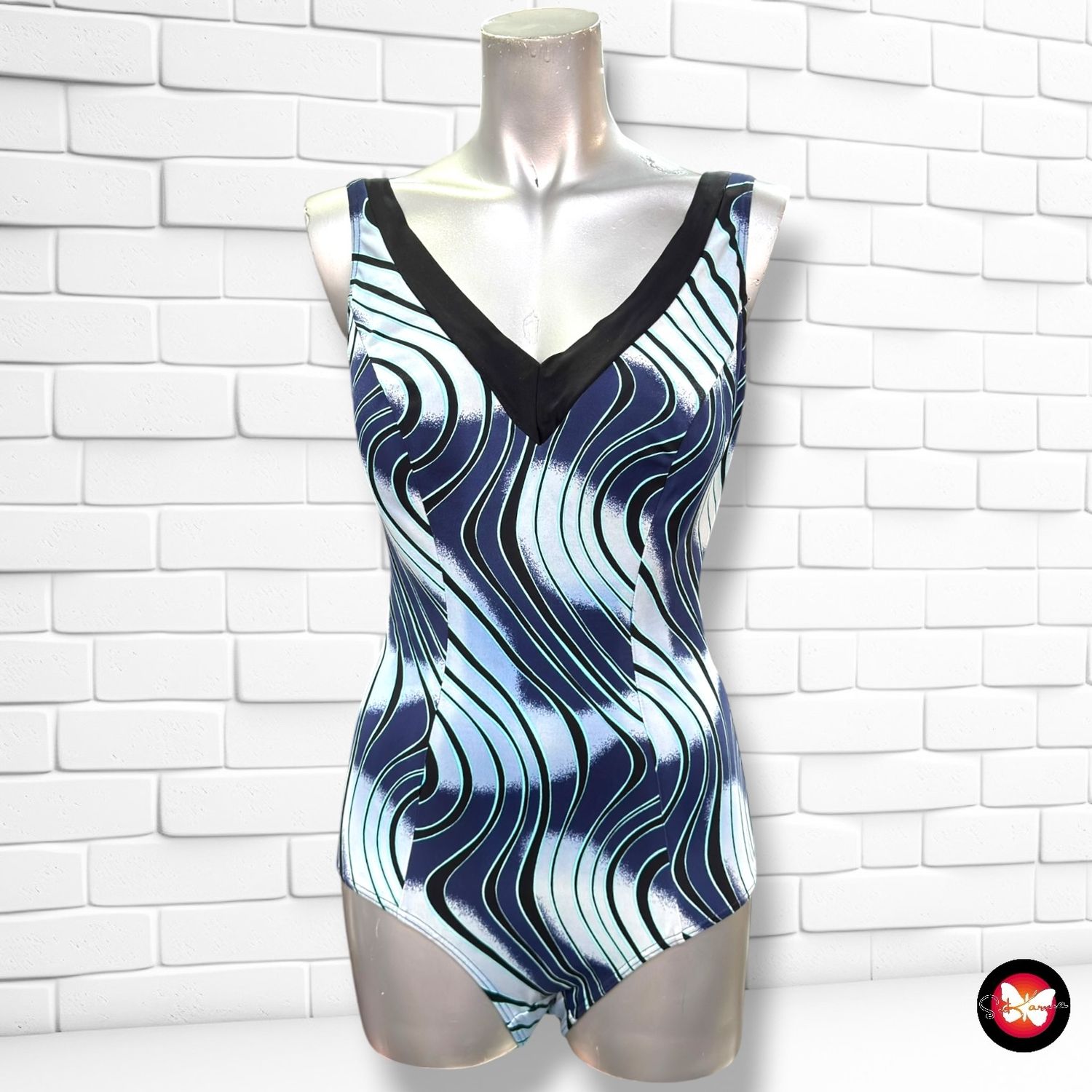 **HOY** Bañador entero con pecho armado FABIANI color Azul y celeste Talla 42D