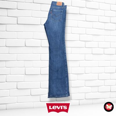 **HOY** Pantalón 315 SHAPING BOOT LEVI’S color Azul vaquero Talla M (W28)