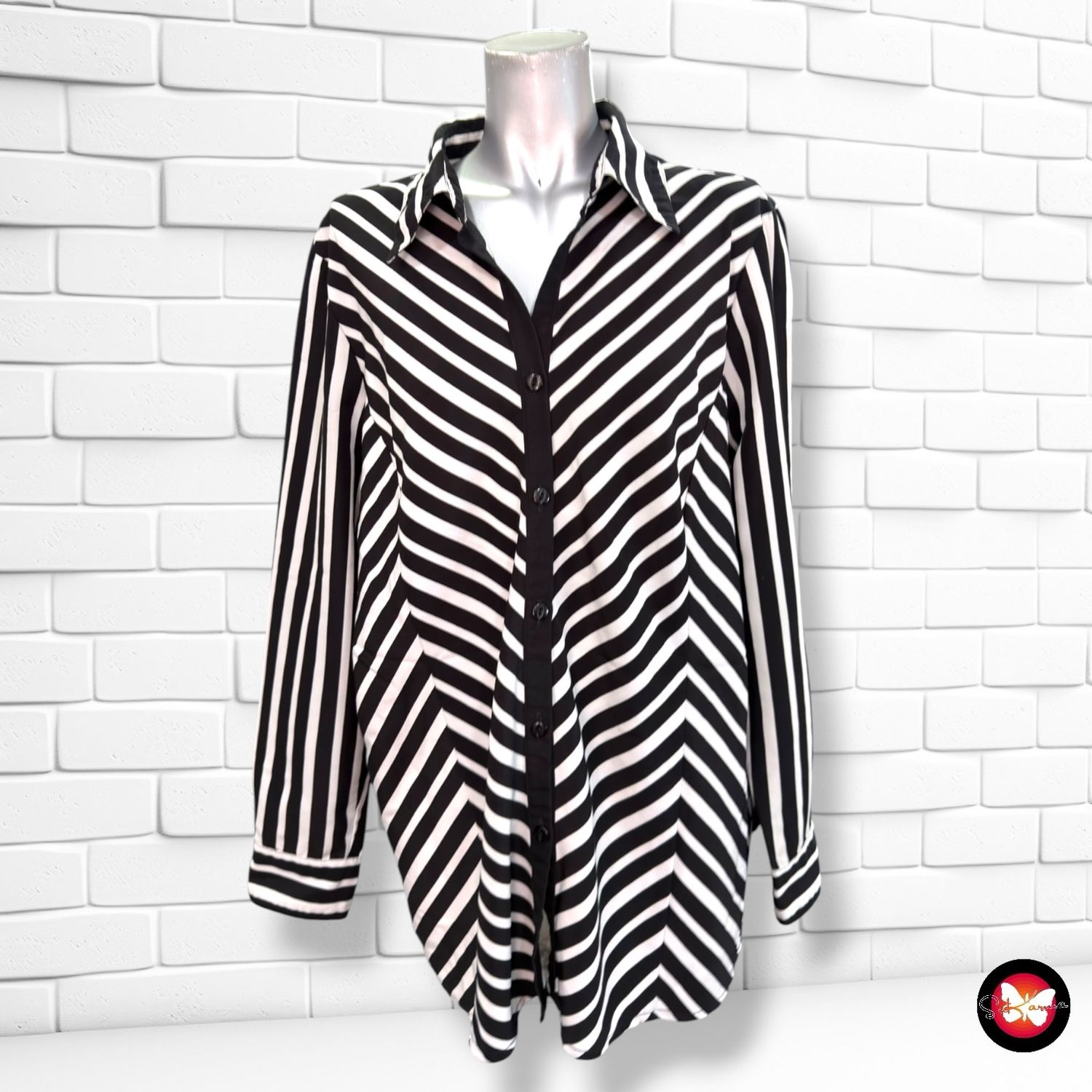 **HOY** Camisa de manga larga CHARMANT color Negro y blanco Talla 48