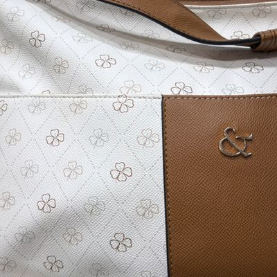 **HOY** Bolso de hombro / bandolera  color Blanco y marrón Talla GRANDE