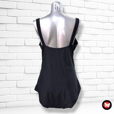 **HOY** Bañador entero  color Negro y verde militar Talla 2XL