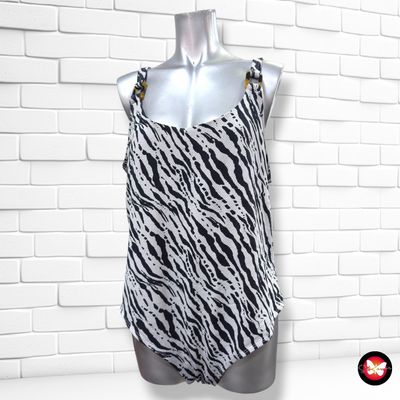 **HOY** Bañador entero  color Gris y negro Talla 3XL