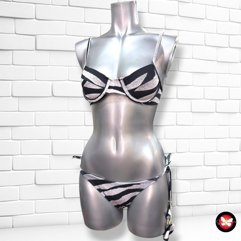 Bikini color Gris y negro Talla S