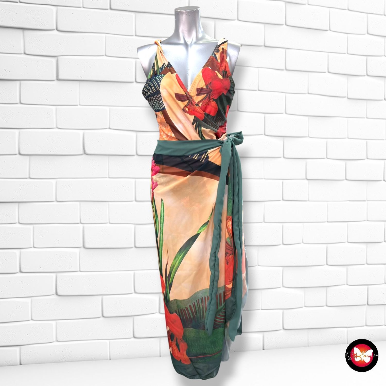 **HOY** Bañador entero con pareo  color Varios Talla M