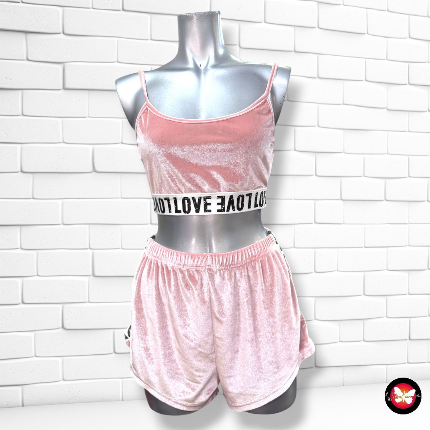 **HOY** Conjunto top + short de terciopelo  color Rosa Talla M