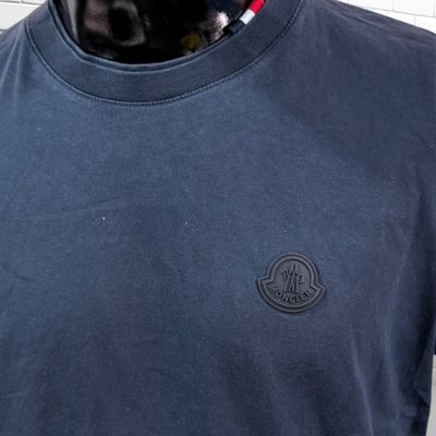**HOY** Camiseta de manga corta MONCLER color Azul marino Talla Hombre XXL