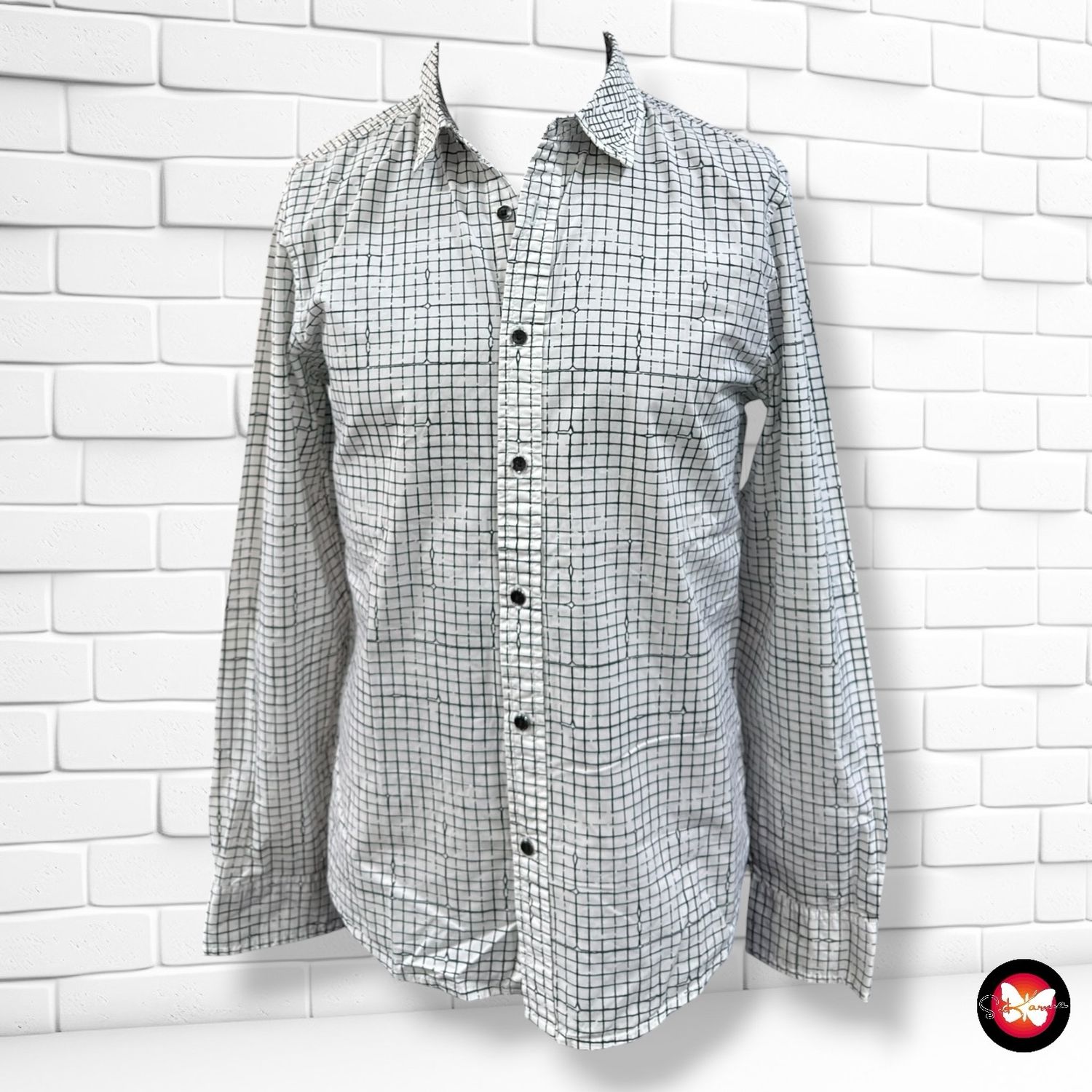 **HOY** Camisa de manga larga SLIM FIT GUESS color Blanco y negro Talla Hombre S