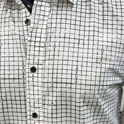 **HOY** Camisa de manga larga SLIM FIT GUESS color Blanco y negro Talla Hombre S