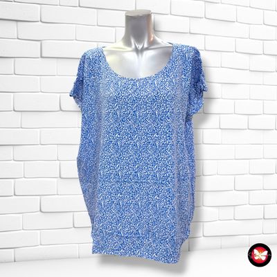 **HOY** Blusa de manga corta BLIND DATE color Azul y blanco Talla 2XL