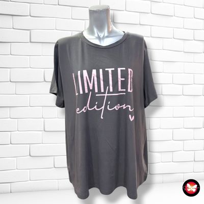 **HOY** Camiseta de manga corta SHEIN CURVE color Gris Talla 2XL