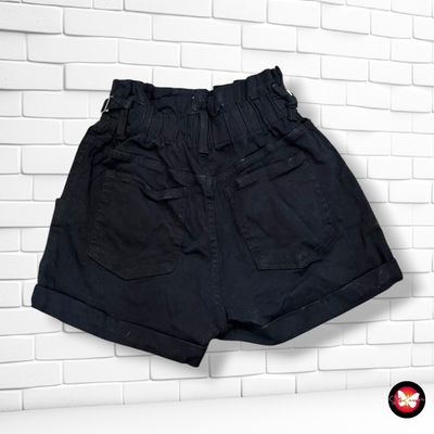 **HOY** Short vaquero BERSHKA color Negro Talla 36