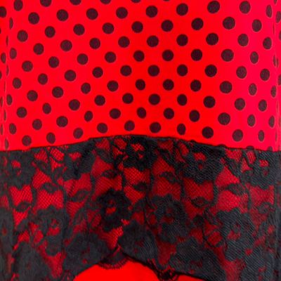 **HOY** Camiseta de manga corta con lunares y encaje POMPÖÖS color Rojo y negro Talla XL