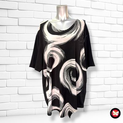 **HOY** Blusa de manga corta   color Negro y blanco Talla XXL
