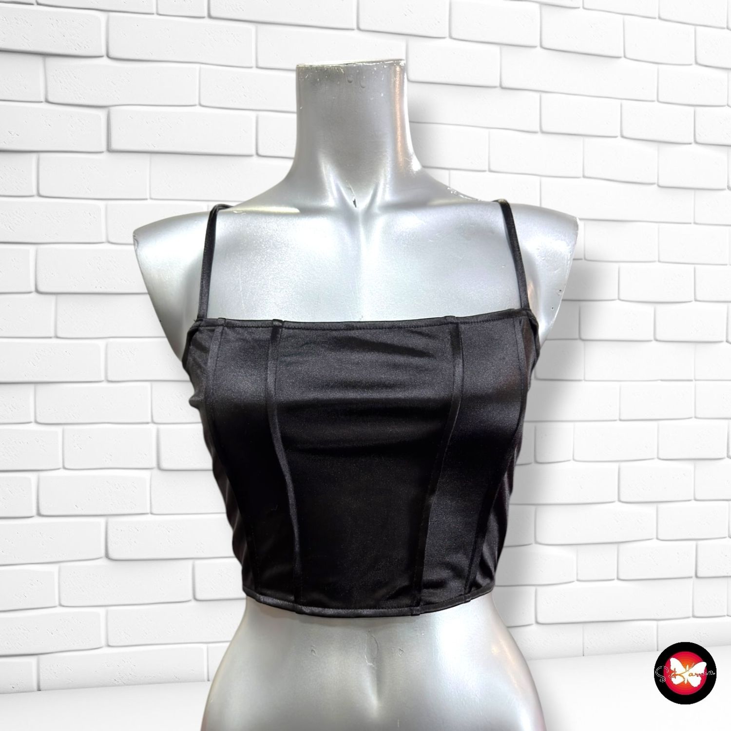 **HOY** Crop top de noche DIVIDED color Negro Talla S