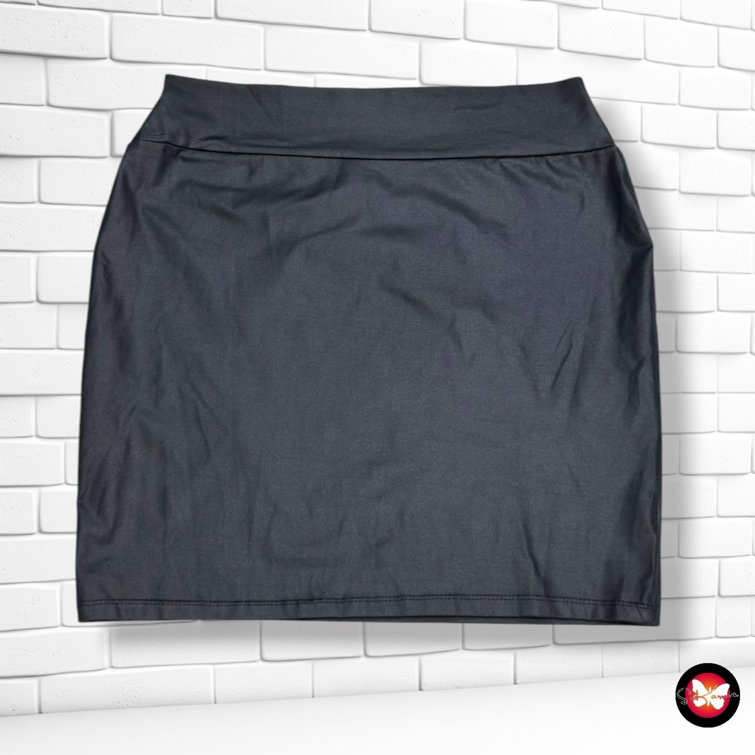 **HOY** Falda elástica de lycra  color Negro Talla S/M