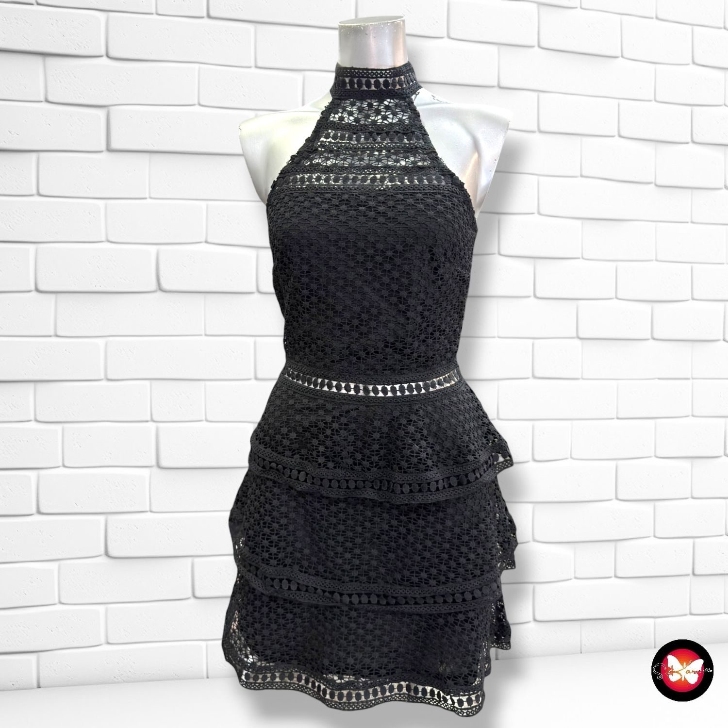 **HOY** Vestido halter de noche PRETTYLITTLETHING color Negro Talla 34