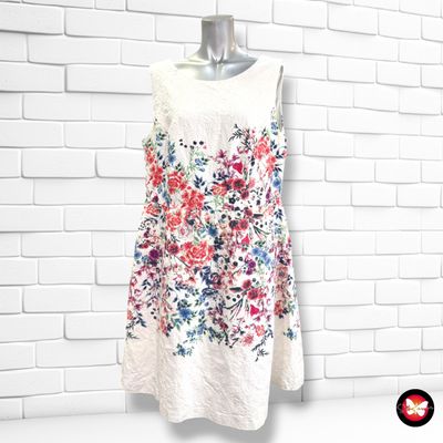 **HOY** Vestido de flores YESSICA color Blanco y varios Talla 46