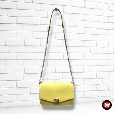 **HOY** Bolso bandolera ZARA color Lima Talla PEQUEÑO