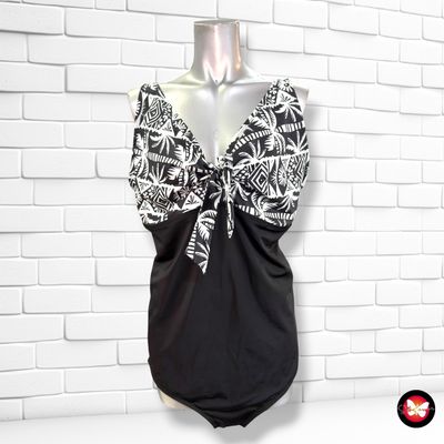 **HOY** Bañador entero  color Negro y blanco Talla 2XL