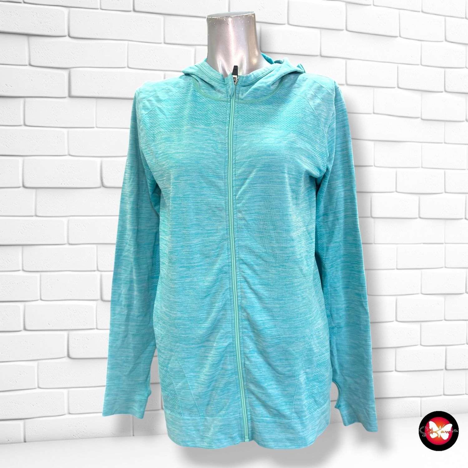 **HOY** Chaqueta deportiva  color Turquesa Talla M/L
