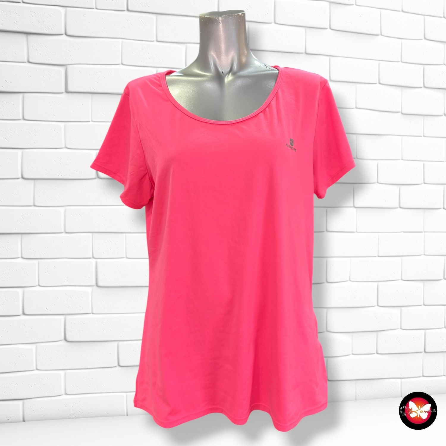 **HOY** Camiseta deportiva DOMYOS color Rosa Talla 44