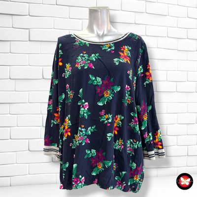 **HOY** Blusa de media manga estampado flores  color Azul marino y varios Talla XXL (grande)