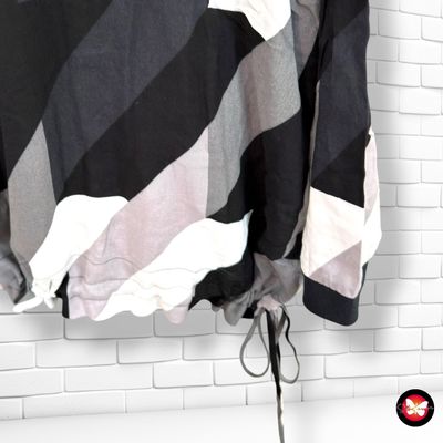 **HOY** Blusa de manga larga estampado geométrico con cordón CECIL color Negro, blanco y gris Talla XXL (grande)