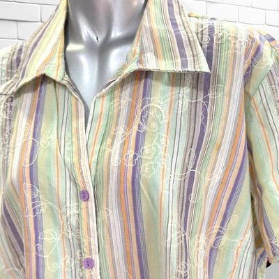 **HOY** Camisa de manga corta de rayitas BEXLEYS color Varios Talla 48 (grande)