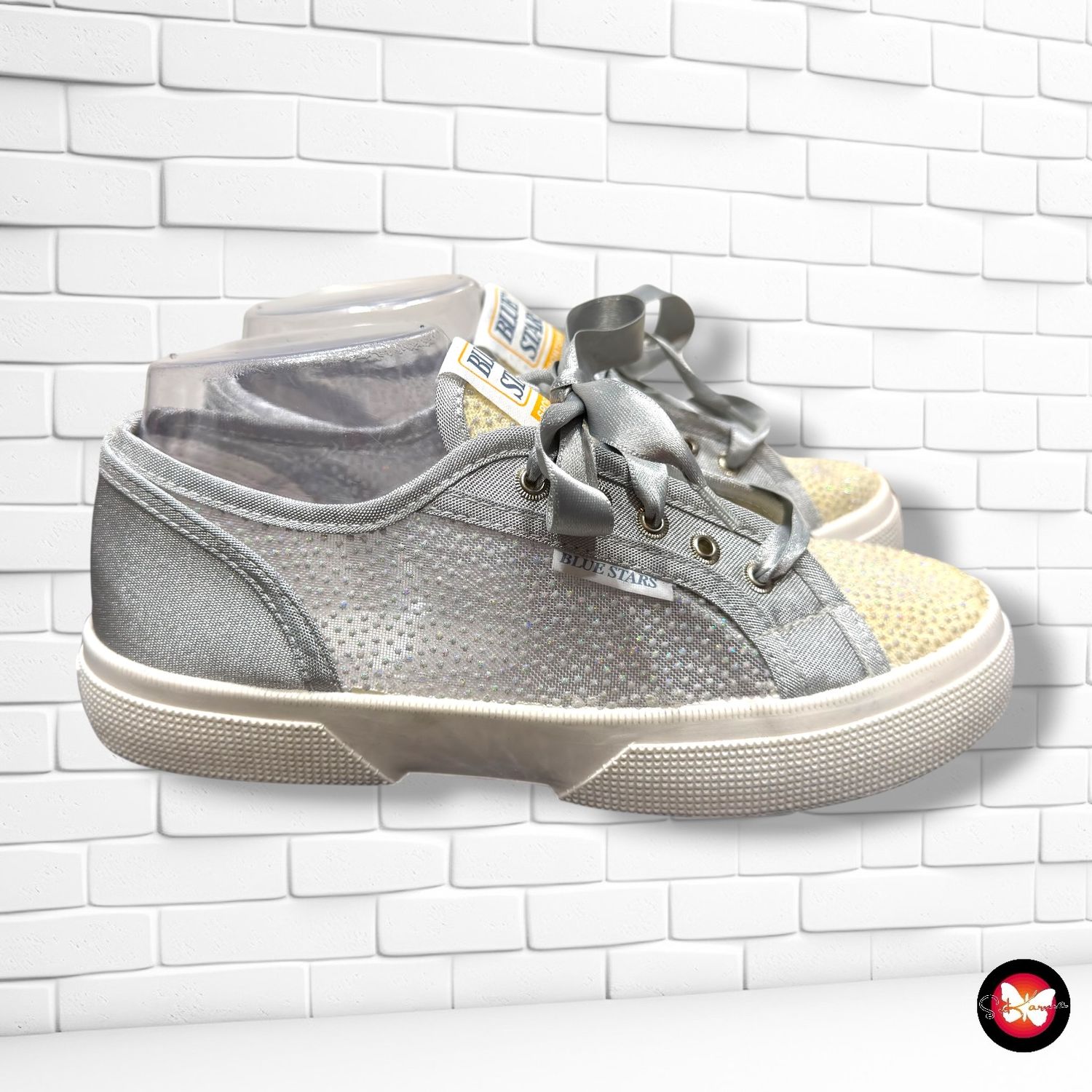 **HOY** Zapatillas traslúcidas con brillitos BLUE STARS color Gris plata Talla Calzado 38