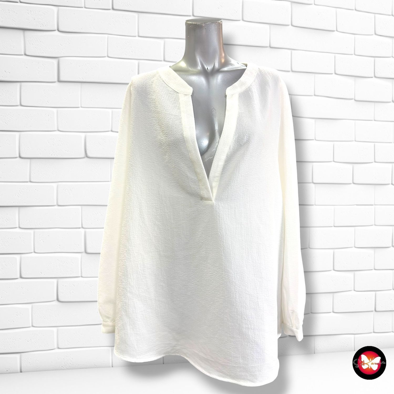 Blusa de manga larga SHEIN CURVE color Hueso Talla 1XL (grande)